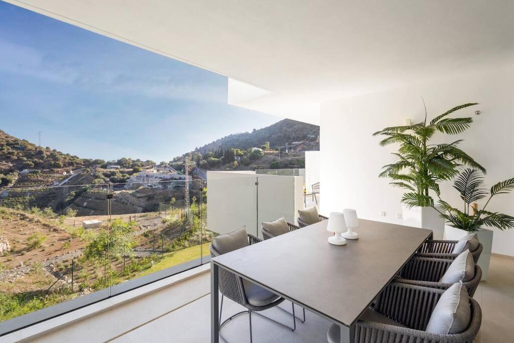 Apartment Stunning 2 Bedroom Palo Alto, Pool + Gym Rdr304 *